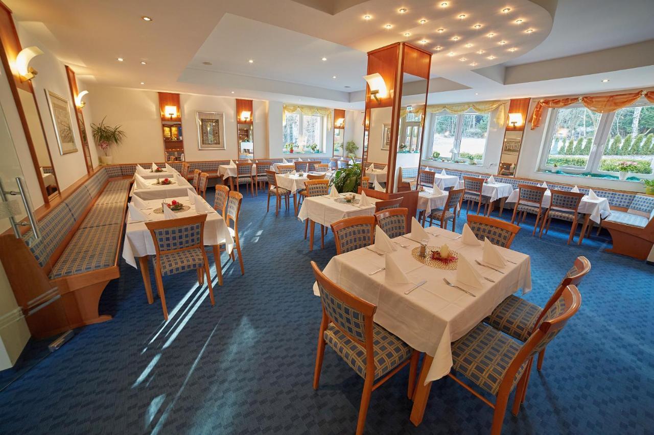 Berghotel Tambach Ngoại thất bức ảnh